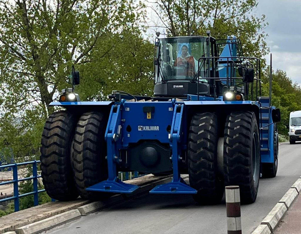 Grootste reachtstacker van Nederland voor Inland Terminal Cuijk